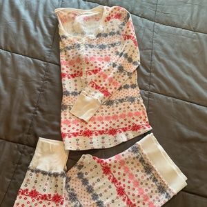 Vic Secrets pajama/thermal set